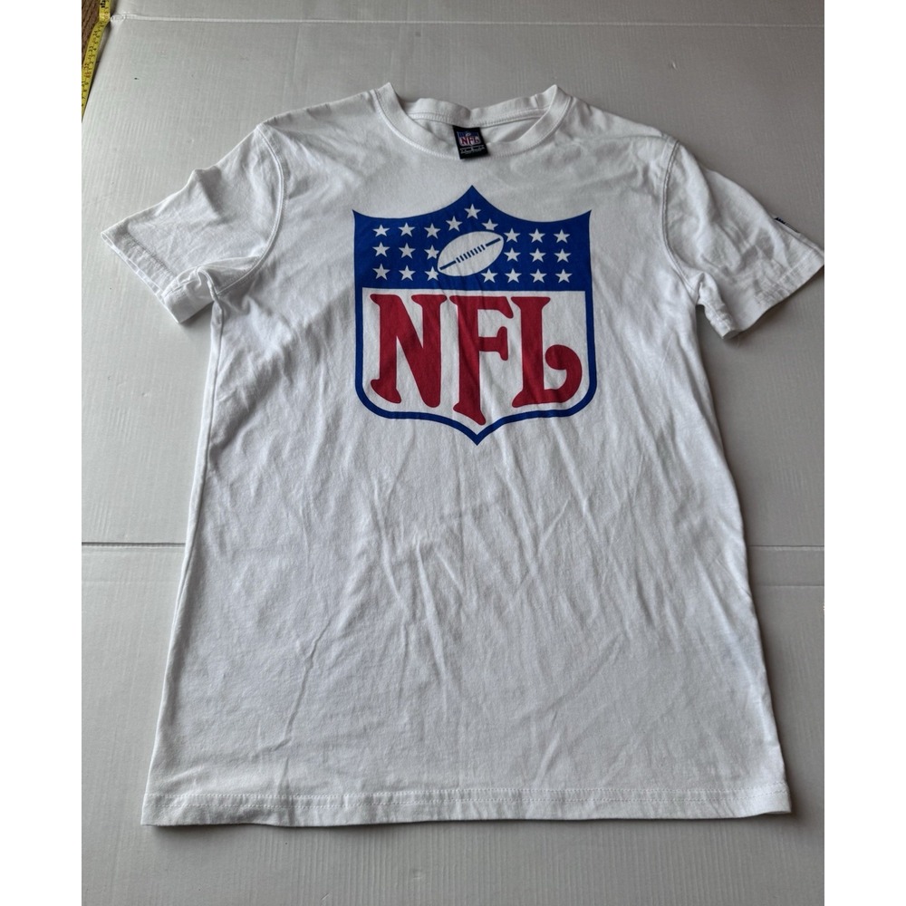 NFL‎ Shield Graphic T-Shirt Mens Small White Short Sleeve Cotton Blend RN126673